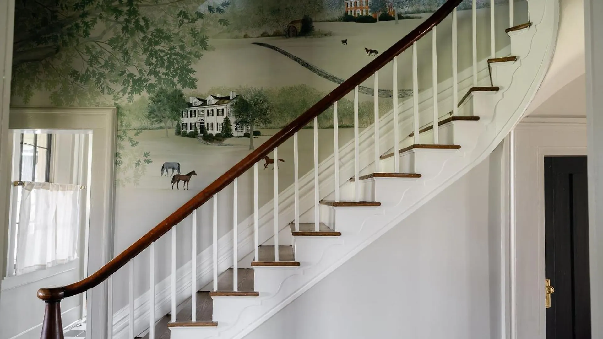 Historic Louisville Estate Luxe & Spacious Stay Holiday home