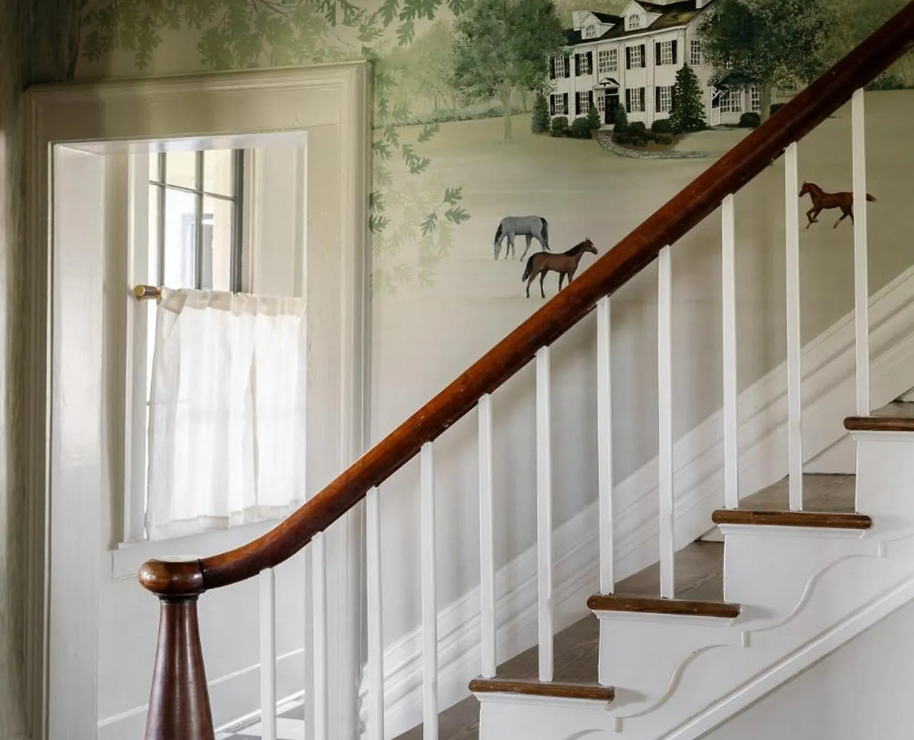 Historic Louisville Estate Luxe & Spacious Stay